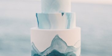 The Perfect Wedding Cakes for your Barn Wedding – Sandhole Oak Barn